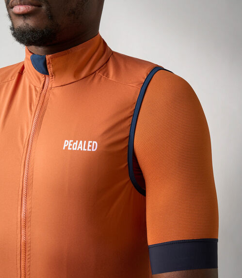 PEDALED CHALECO ESSENTIAL BOMBAY BROWN S