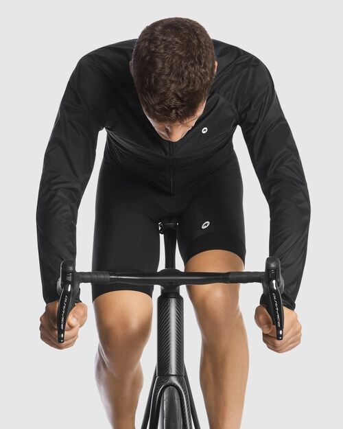 ASSOS CHAQUETA MILLE GT WIND C2 BLACK SERIES M