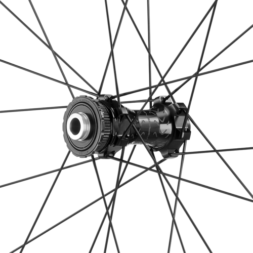 JUEGO DE RUEDAS CAMPAGNOLO LEVANTE 30 DISCO TUBELESS